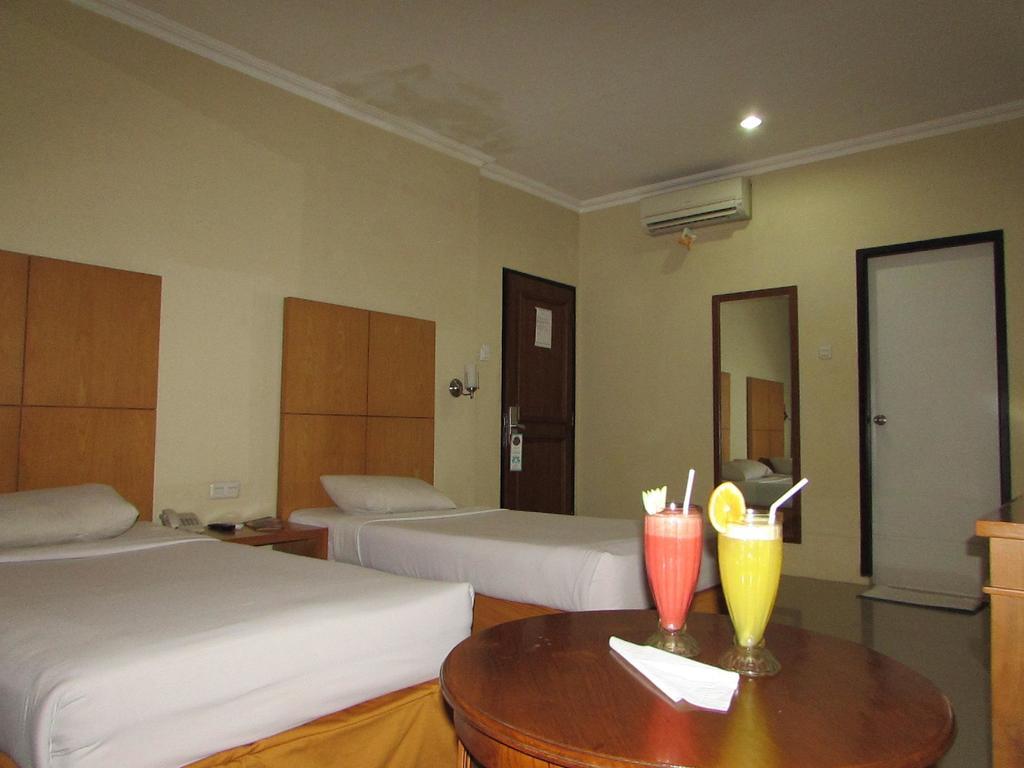 Hotel Wisata باليمبانغْ المظهر الخارجي الصورة